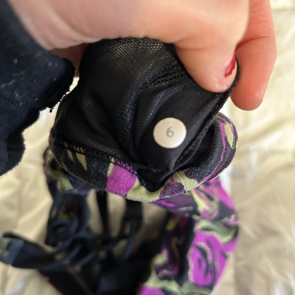 lululemon bra - Picture 4 of 4
